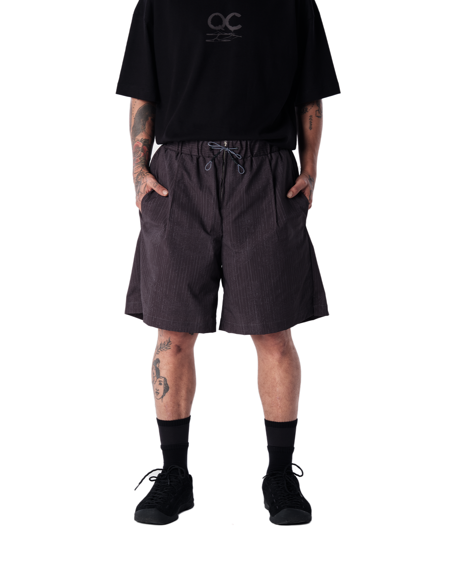 SHORTS ROTAS PRETO